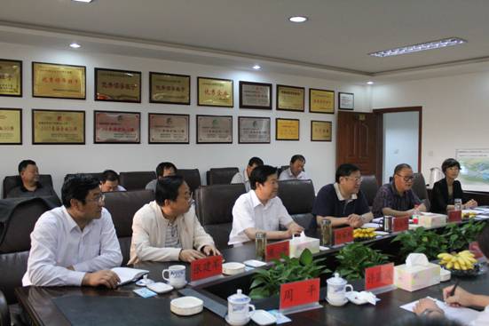 省委常委、副省長駱玉林實地考察物產(chǎn)集團“雙百”行動重點項目